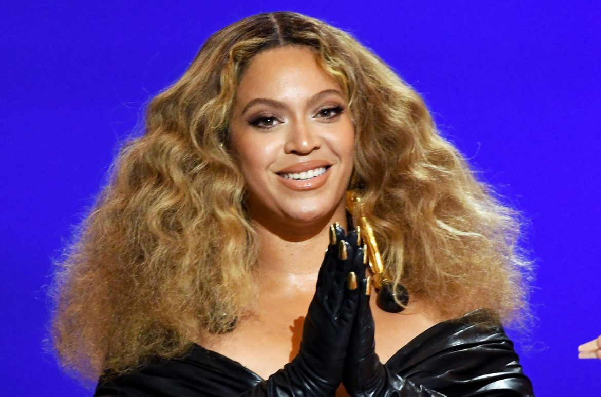 Beyoncé pens heartfelt letter thanking fans for 40th birthday wishes